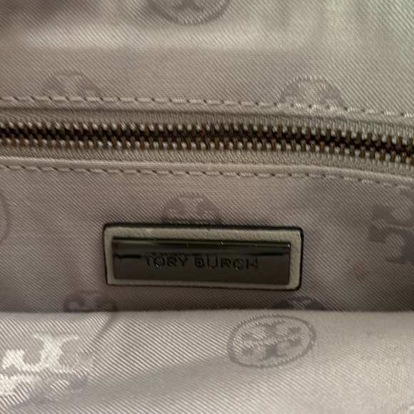 Tory Burch Alexa Quilted Slouchy Leather Tote.  Great bag for Fall - Picture 8 of 12